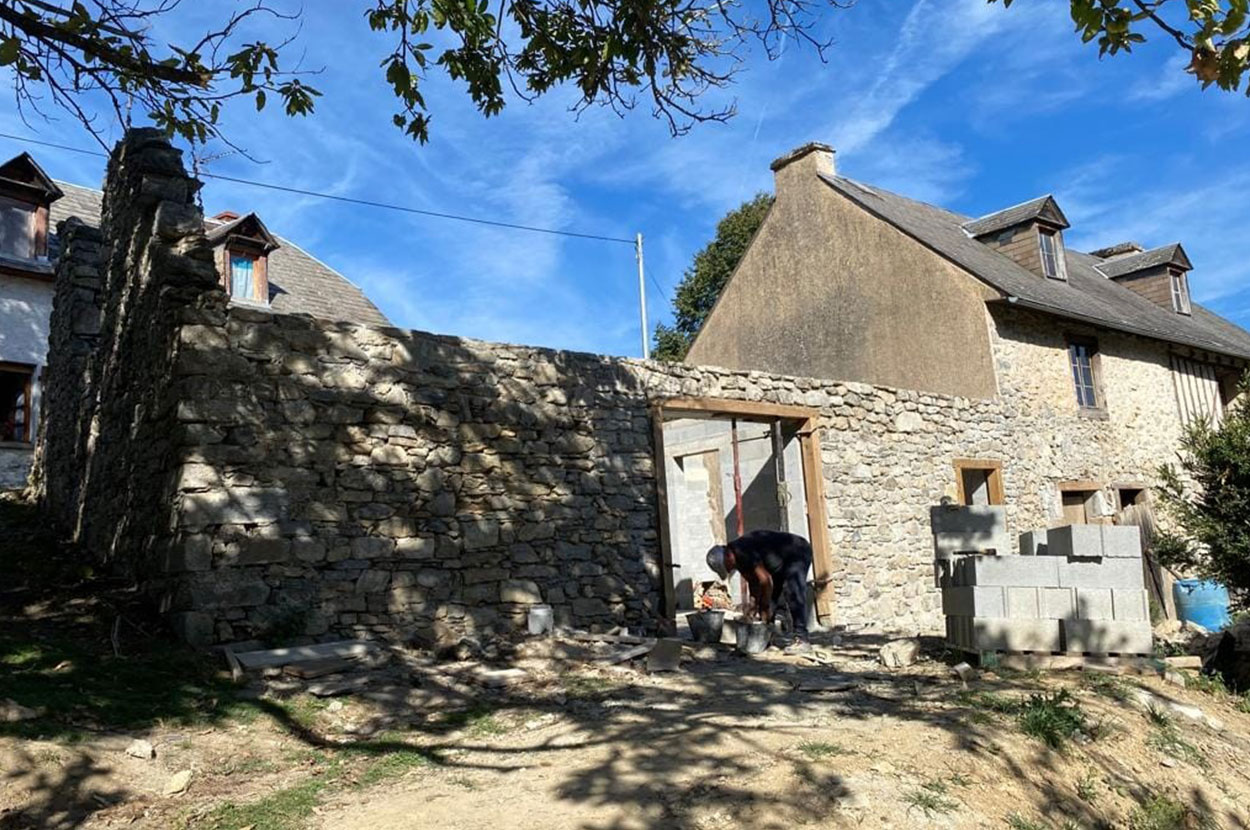 Création de mur en pierre 65, Création de mur en pierre Bagnères-de-Bigorre, Entreprise de maçonnerie 65, Entreprise de maçonnerie Bagnères-de-Bigorre, Location de matériel 65, Location de matériel Bagnères-de-Bigorre, Maçon 65, Maçon Bagnères-de-Bigorre, Rénovation de maison 65, Rénovation de maison Bagnères-de-Bigorre, Rénovation de mur en pierre 65, Rénovation de mur en pierre Bagnères-de-Bigorre