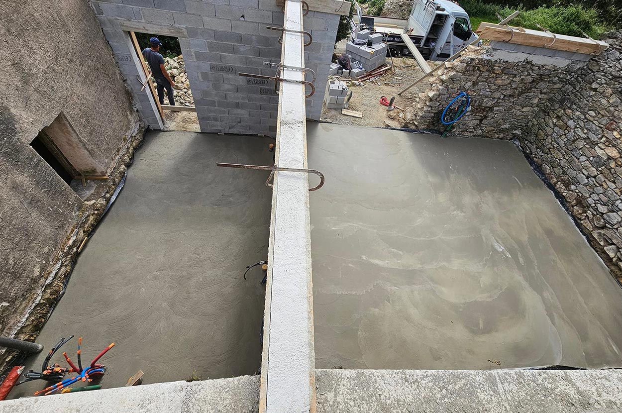 Création de mur en pierre 65, Création de mur en pierre Bagnères-de-Bigorre, Entreprise de maçonnerie 65, Entreprise de maçonnerie Bagnères-de-Bigorre, Location de matériel 65, Location de matériel Bagnères-de-Bigorre, Maçon 65, Maçon Bagnères-de-Bigorre, Rénovation de maison 65, Rénovation de maison Bagnères-de-Bigorre, Rénovation de mur en pierre 65, Rénovation de mur en pierre Bagnères-de-Bigorre