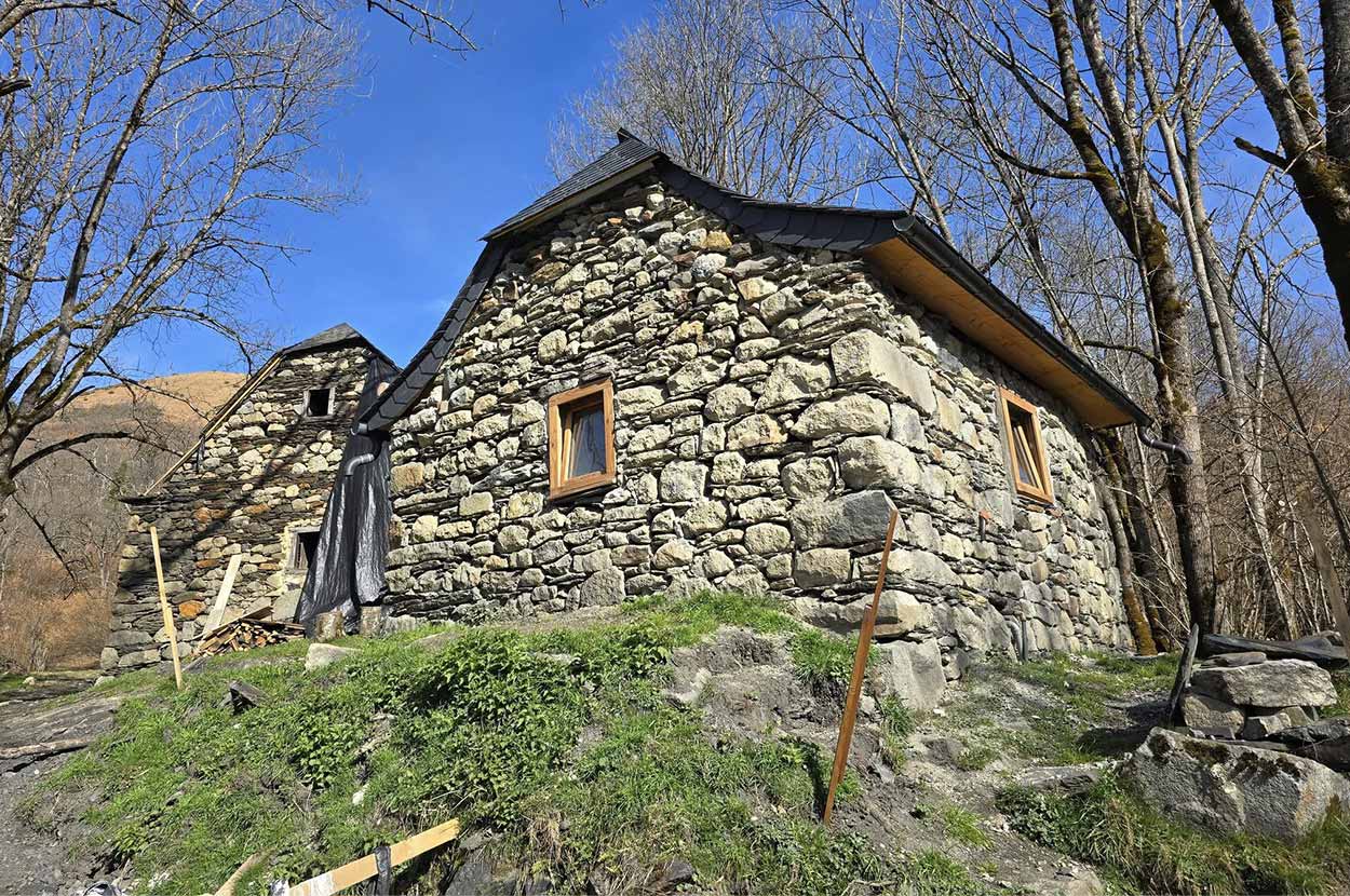 Création de mur en pierre 65, Création de mur en pierre Bagnères-de-Bigorre, Entreprise de maçonnerie 65, Entreprise de maçonnerie Bagnères-de-Bigorre, Location de matériel 65, Location de matériel Bagnères-de-Bigorre, Maçon 65, Maçon Bagnères-de-Bigorre, Rénovation de maison 65, Rénovation de maison Bagnères-de-Bigorre, Rénovation de mur en pierre 65, Rénovation de mur en pierre Bagnères-de-Bigorre
