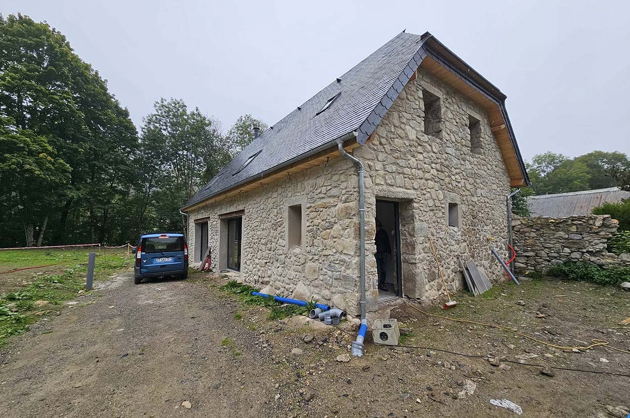 Création de mur en pierre 65, Création de mur en pierre Bagnères-de-Bigorre, Entreprise de maçonnerie 65, Entreprise de maçonnerie Bagnères-de-Bigorre, Location de matériel 65, Location de matériel Bagnères-de-Bigorre, Maçon 65, Maçon Bagnères-de-Bigorre, Rénovation de maison 65, Rénovation de maison Bagnères-de-Bigorre, Rénovation de mur en pierre 65, Rénovation de mur en pierre Bagnères-de-Bigorre