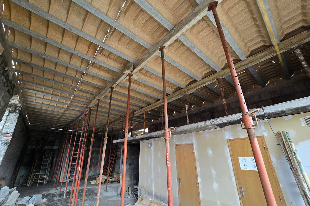 Création de mur en pierre 65, Création de mur en pierre Bagnères-de-Bigorre, Entreprise de maçonnerie 65, Entreprise de maçonnerie Bagnères-de-Bigorre, Location de matériel 65, Location de matériel Bagnères-de-Bigorre, Maçon 65, Maçon Bagnères-de-Bigorre, Rénovation de maison 65, Rénovation de maison Bagnères-de-Bigorre, Rénovation de mur en pierre 65, Rénovation de mur en pierre Bagnères-de-Bigorre