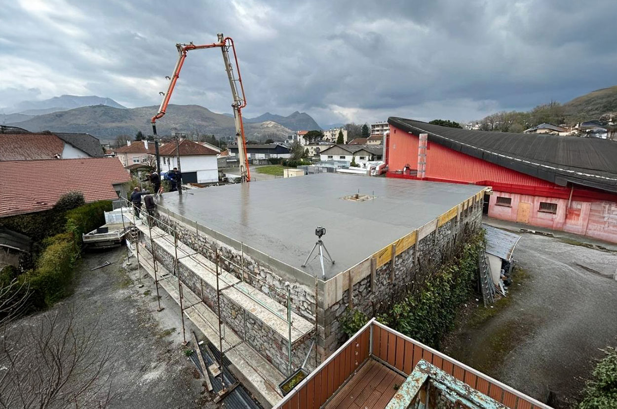 Création de mur en pierre 65, Création de mur en pierre Bagnères-de-Bigorre, Entreprise de maçonnerie 65, Entreprise de maçonnerie Bagnères-de-Bigorre, Location de matériel 65, Location de matériel Bagnères-de-Bigorre, Maçon 65, Maçon Bagnères-de-Bigorre, Rénovation de maison 65, Rénovation de maison Bagnères-de-Bigorre, Rénovation de mur en pierre 65, Rénovation de mur en pierre Bagnères-de-Bigorre